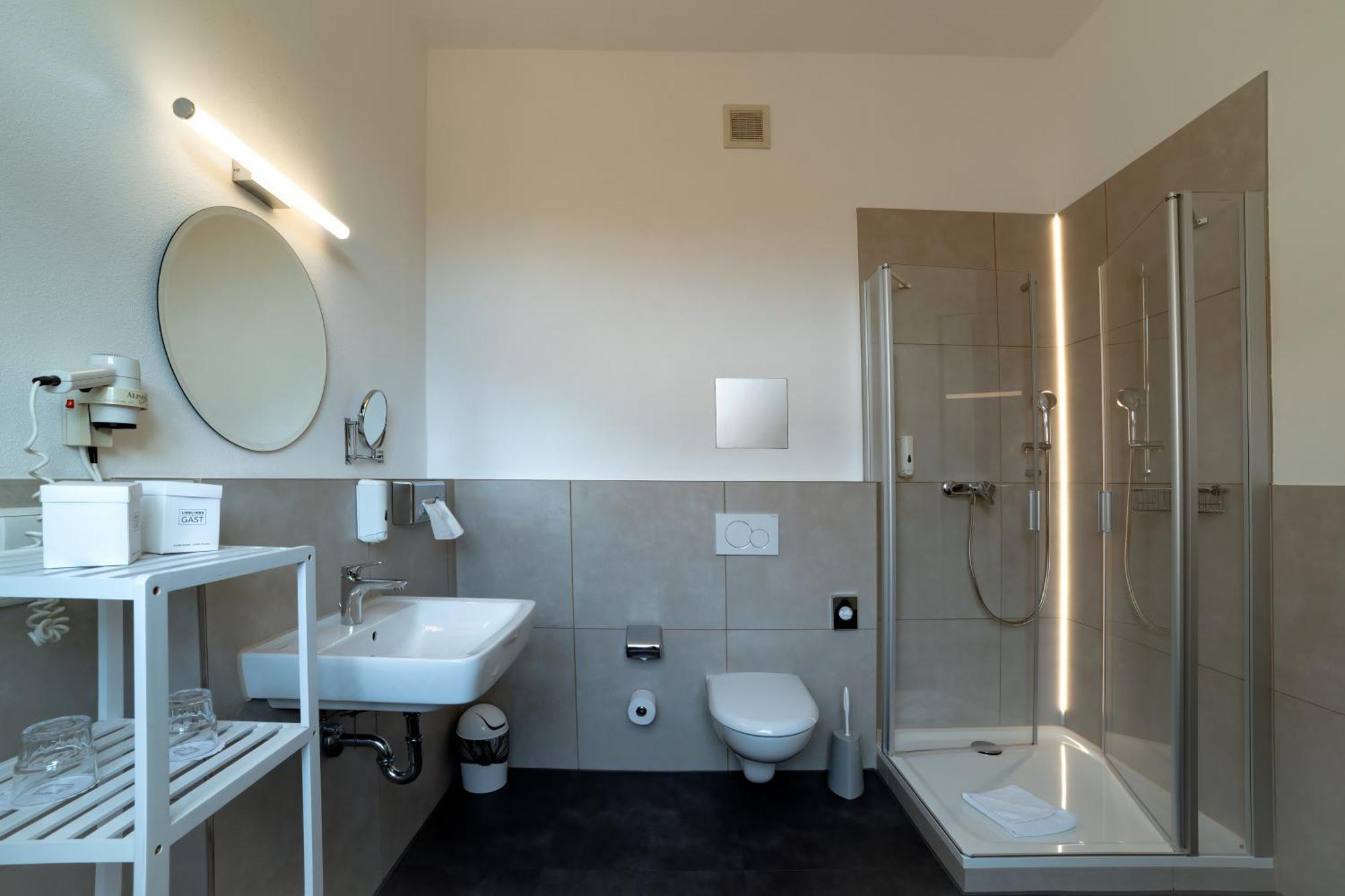 Drexel'S Parkhotel เมมมิงเงน ภายนอก รูปภาพ