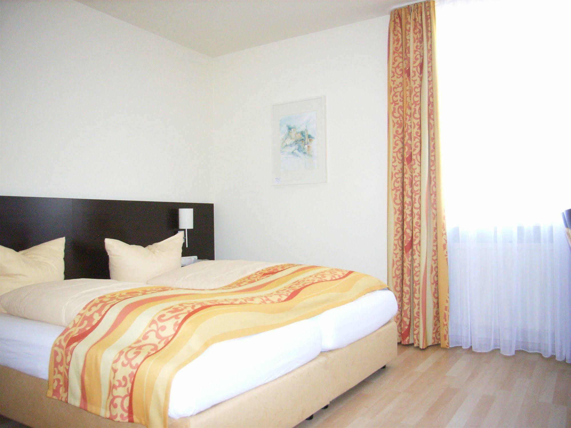 Drexel'S Parkhotel เมมมิงเงน ภายนอก รูปภาพ